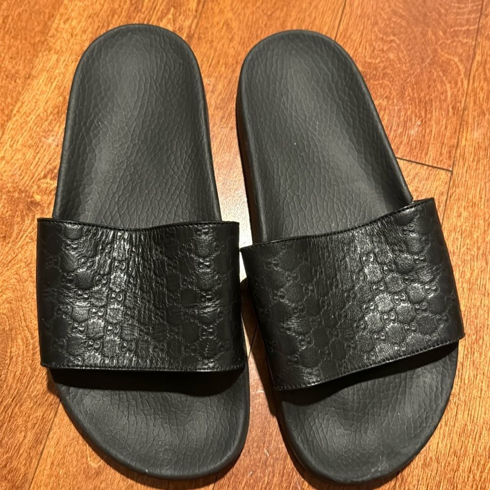 Gucci sandals